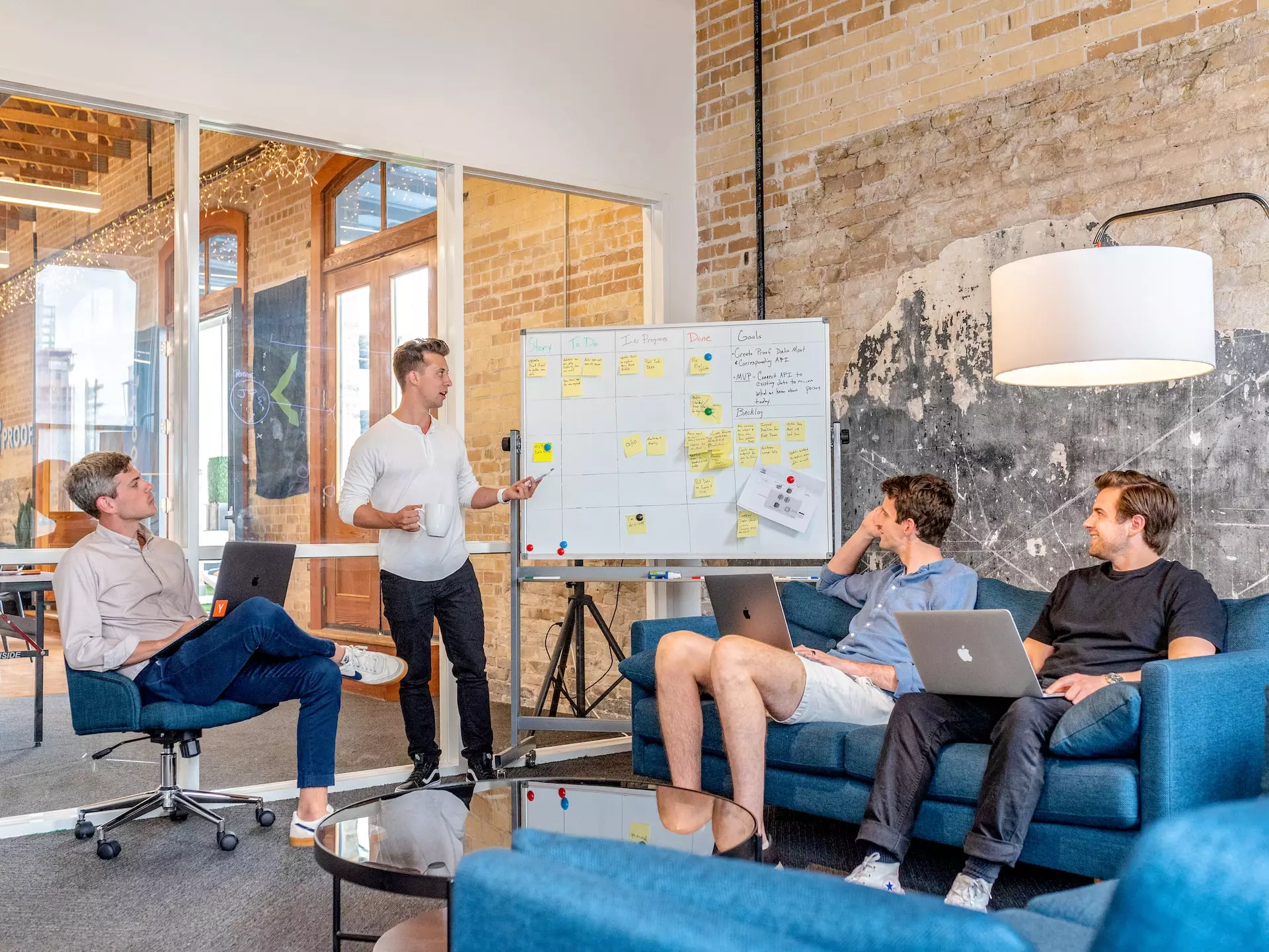 Seeking Sales & Marketing freelancers